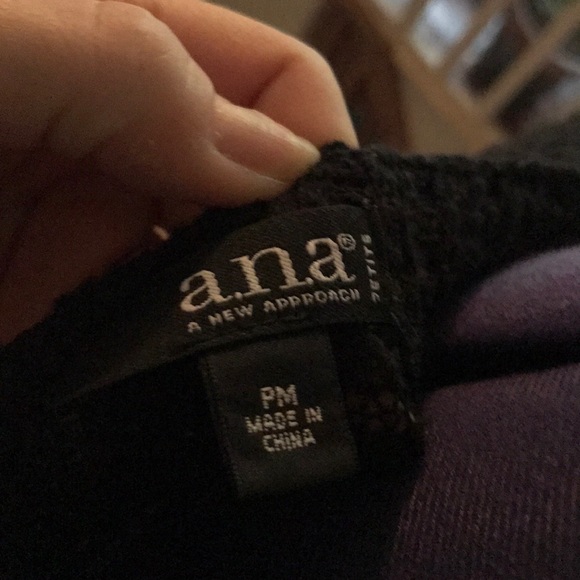 Basic Black Sweater - Picture 4 of 5